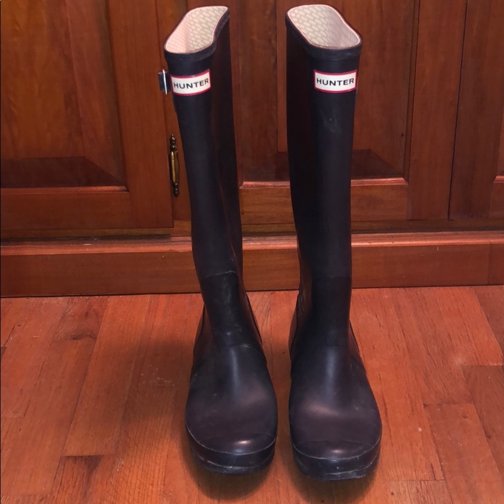 Black Grape Matte Hunter Rain Boots